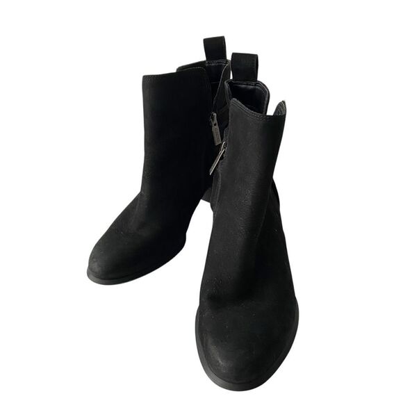 Vionic Sienna Waterproof Black Ankle Boots Buckle Side Zip in Size 6 - Picture 3 of 12